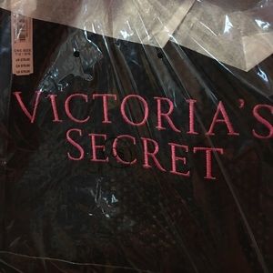 VS tote bag NWT, large