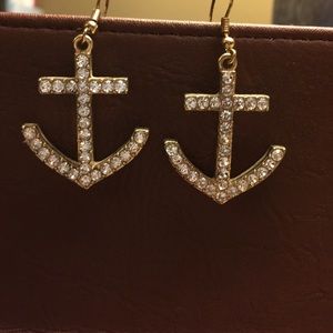 Gold anchor earrings