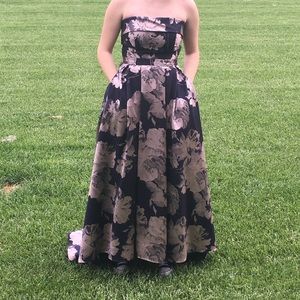 Formal prom dress size 6 worn once