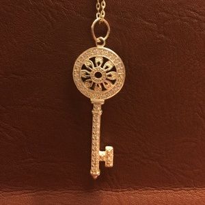 Key necklace