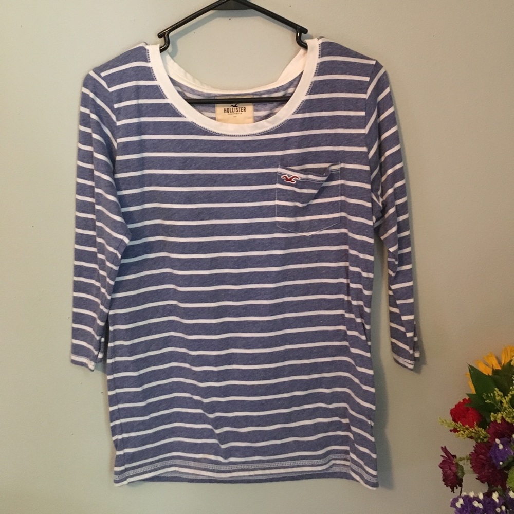 Hollister 3/4 sleeve shirt. Size medium.