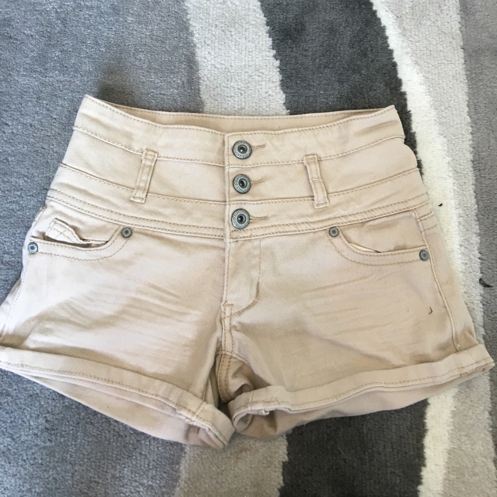 Khaki shorts