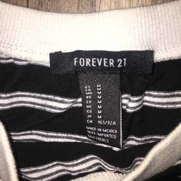 B&W striped shift dress - Picture 3 of 3