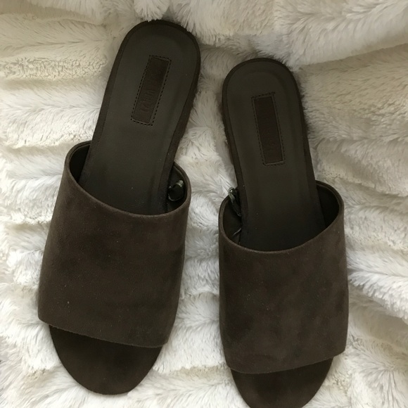 Olive mule sandals - Picture 2 of 4