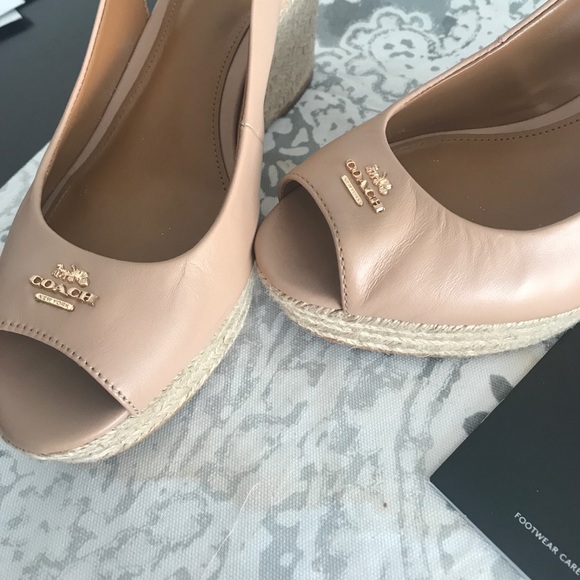 Coach sling back platform sandals. PRELOVED. IN GREAT CONDITION - Picture 6 of 7