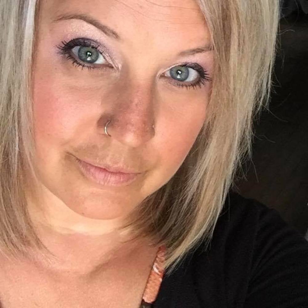 Meet your Posher, Andrea