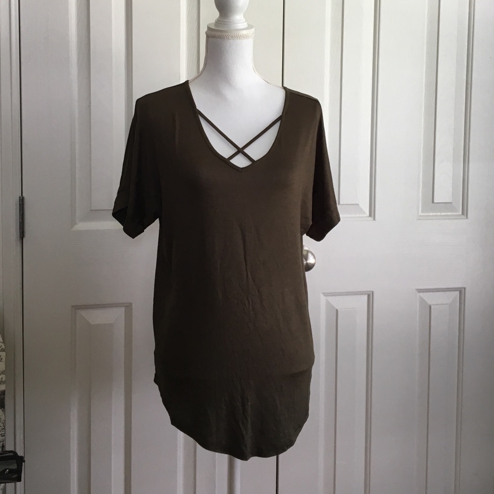 Strappy Olive Top 💕💕