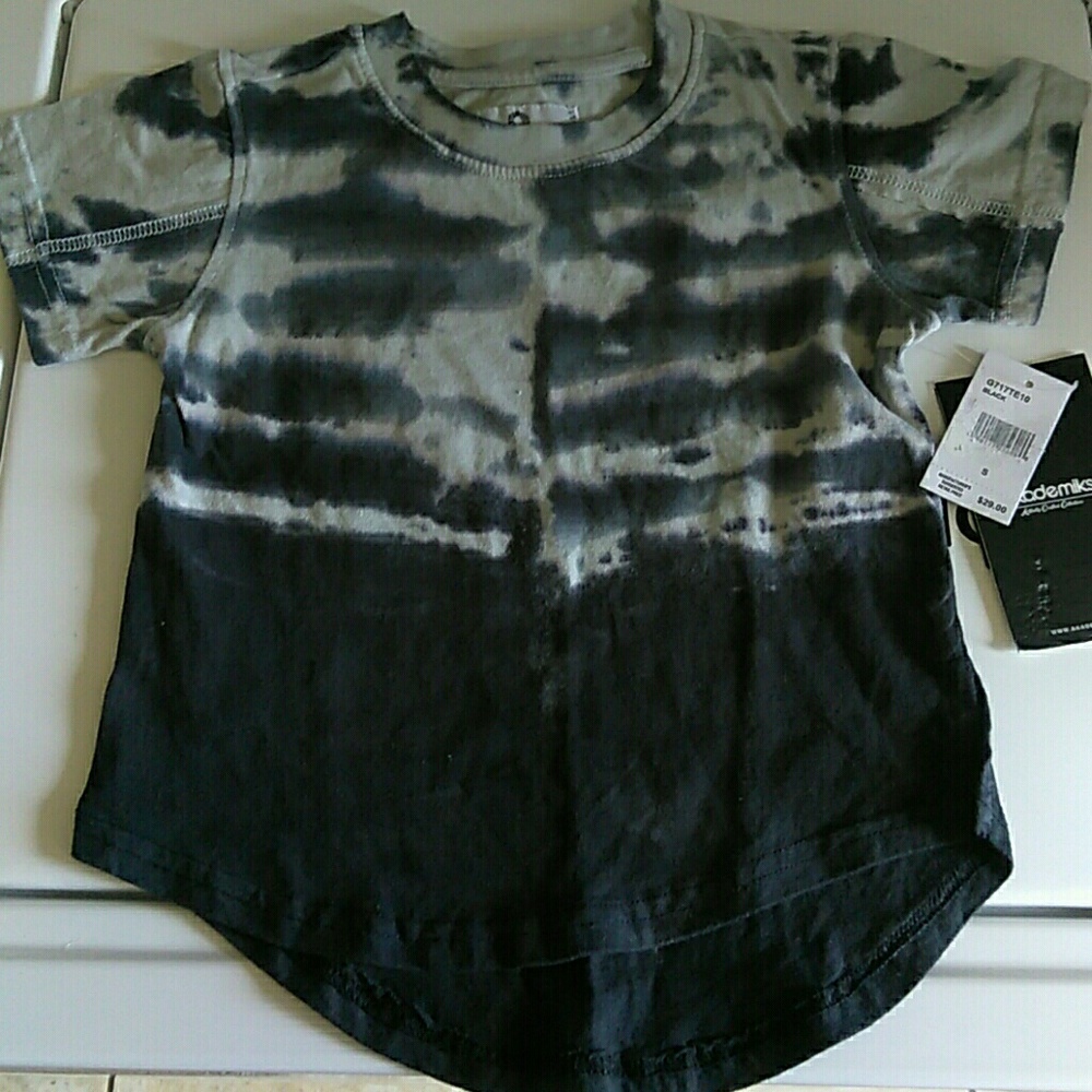 Akademiks Shirt