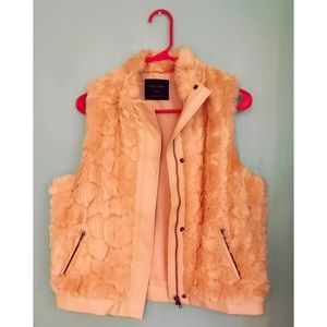Love Tree - Fall faux fur vest
