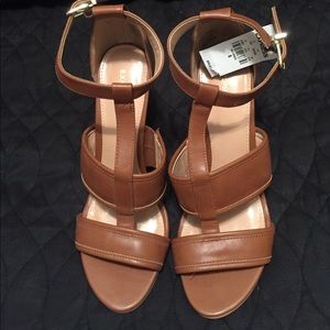 Express tan wedge sandals