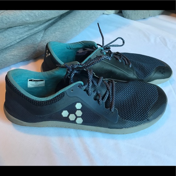 vivobarefoot running shoes