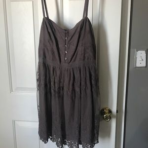 American Eagle lace dress