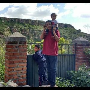 Meet your Posher, Henry