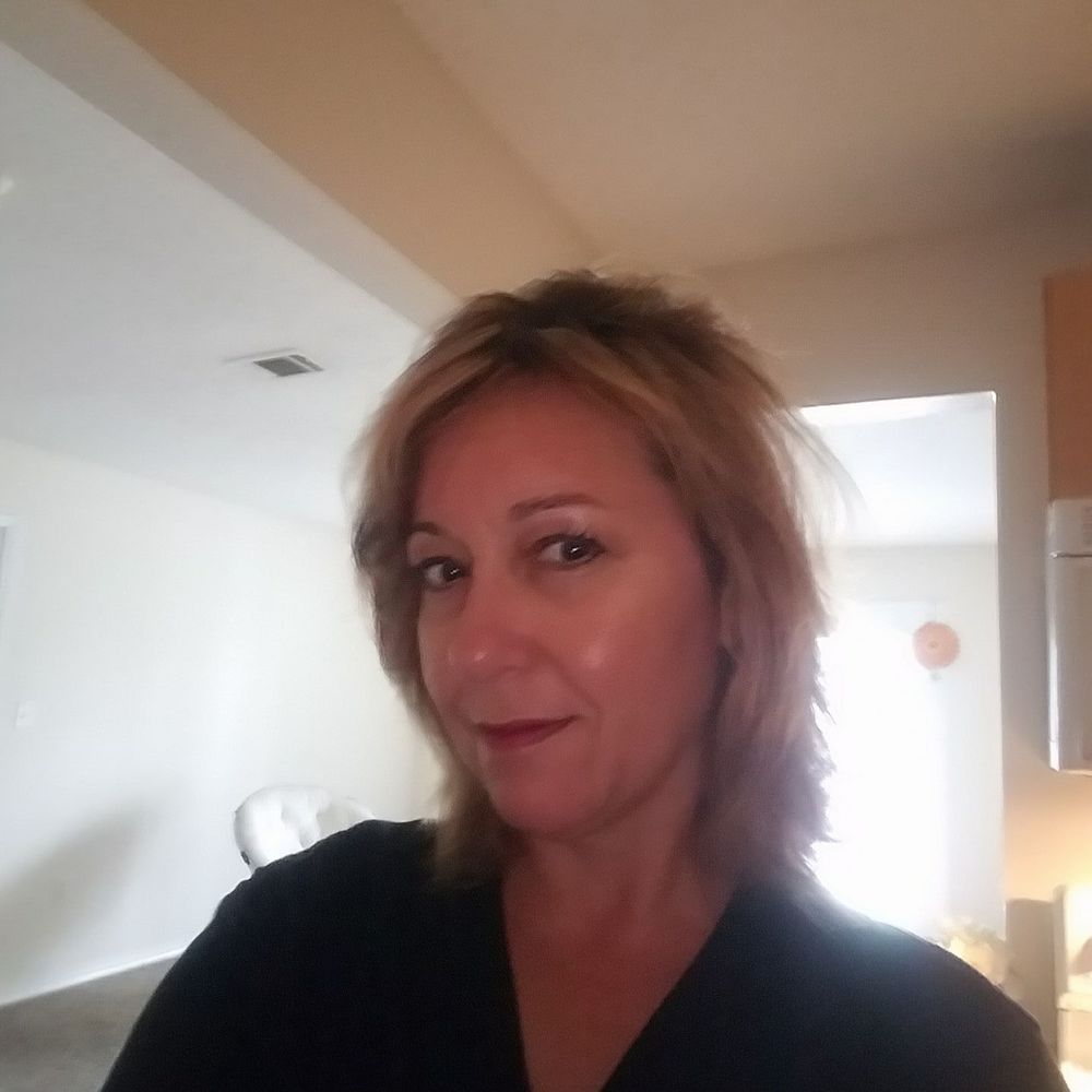 Meet your Posher, Nicola