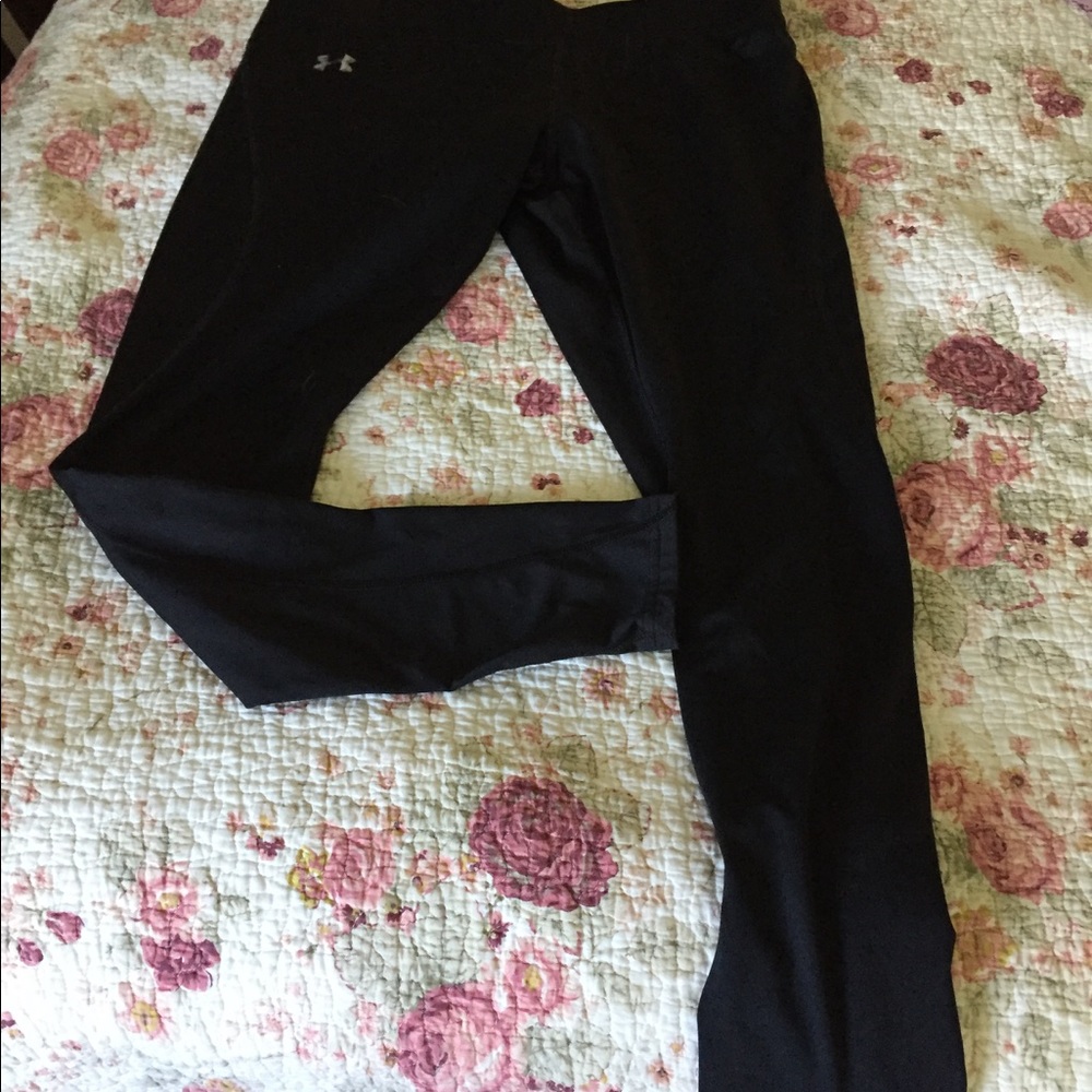 Under Armour Coldgear Fitted legging. Size L.