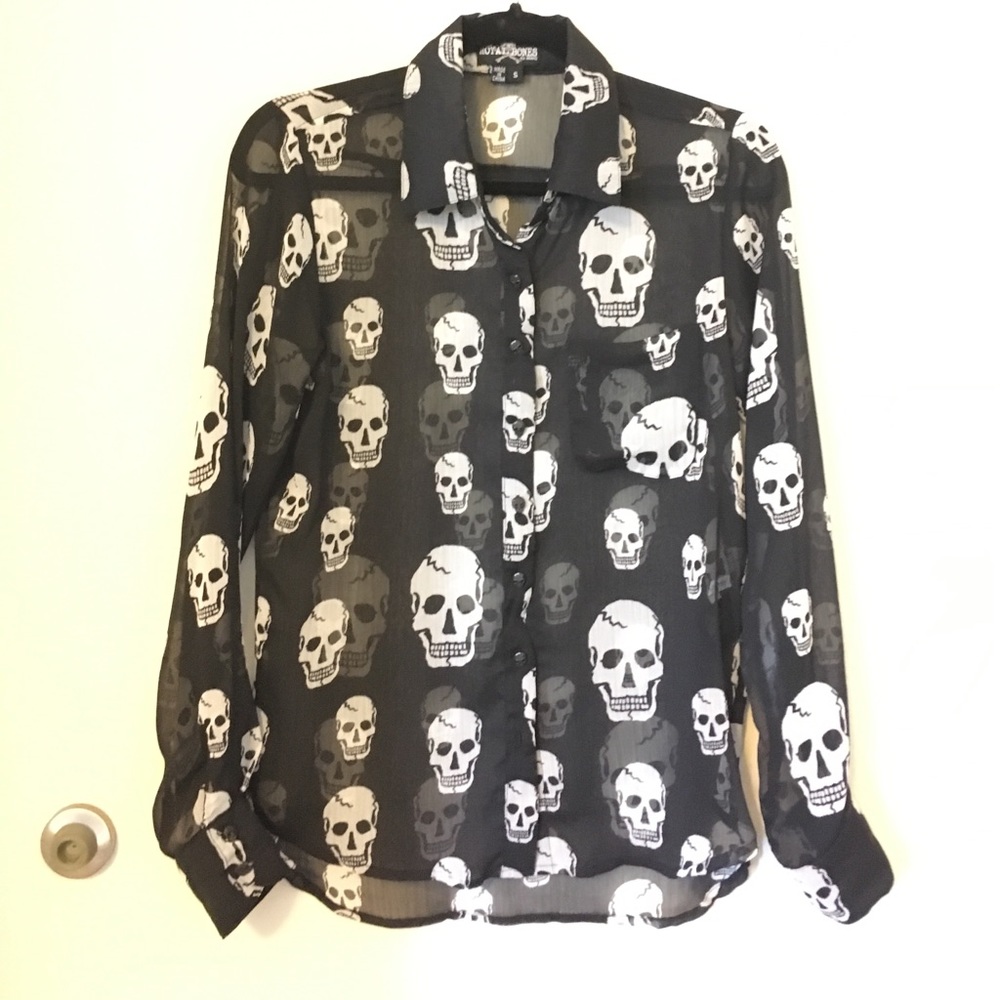 Skulls Button Down