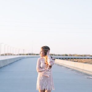 Meet your Posher, Caitlin