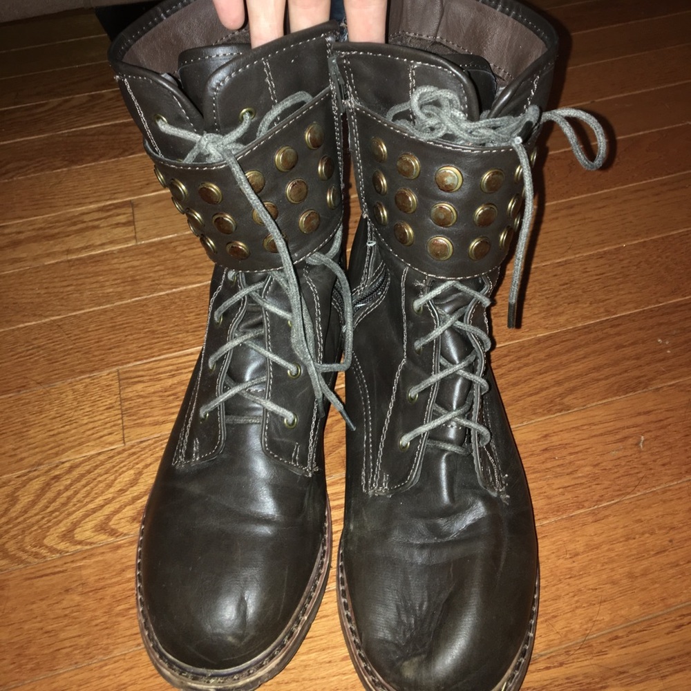 Boots
