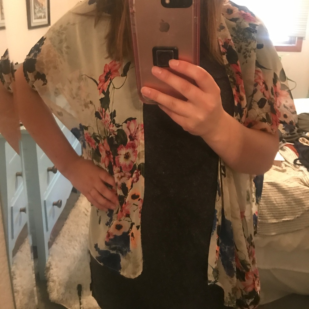 Floral kimono
