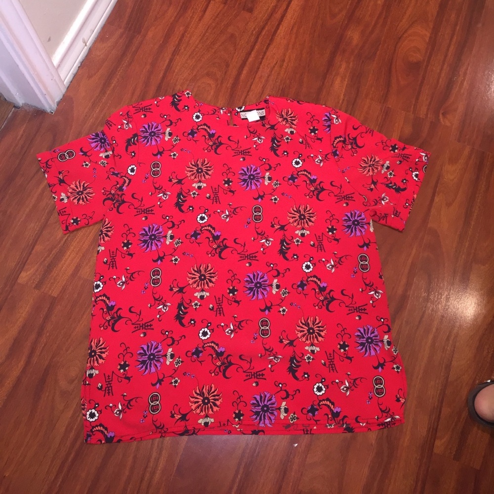 NOTATIONS floral vintage top