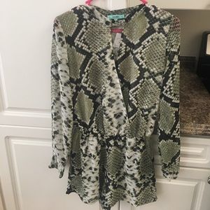 Long sleeve snake print Karlie romper