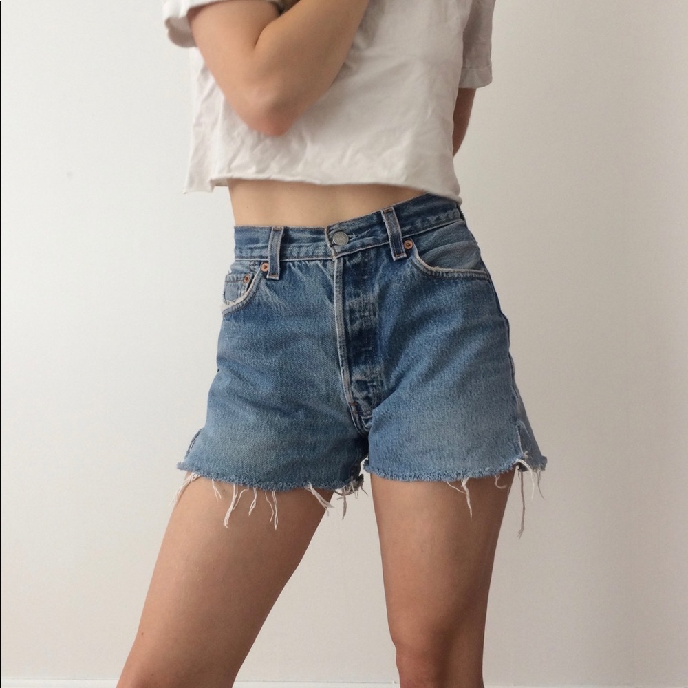 PERFECT Vintage Levi cut-offs | size 25