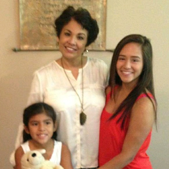 Meet your Posher, Bebe - Picture 1 of 1