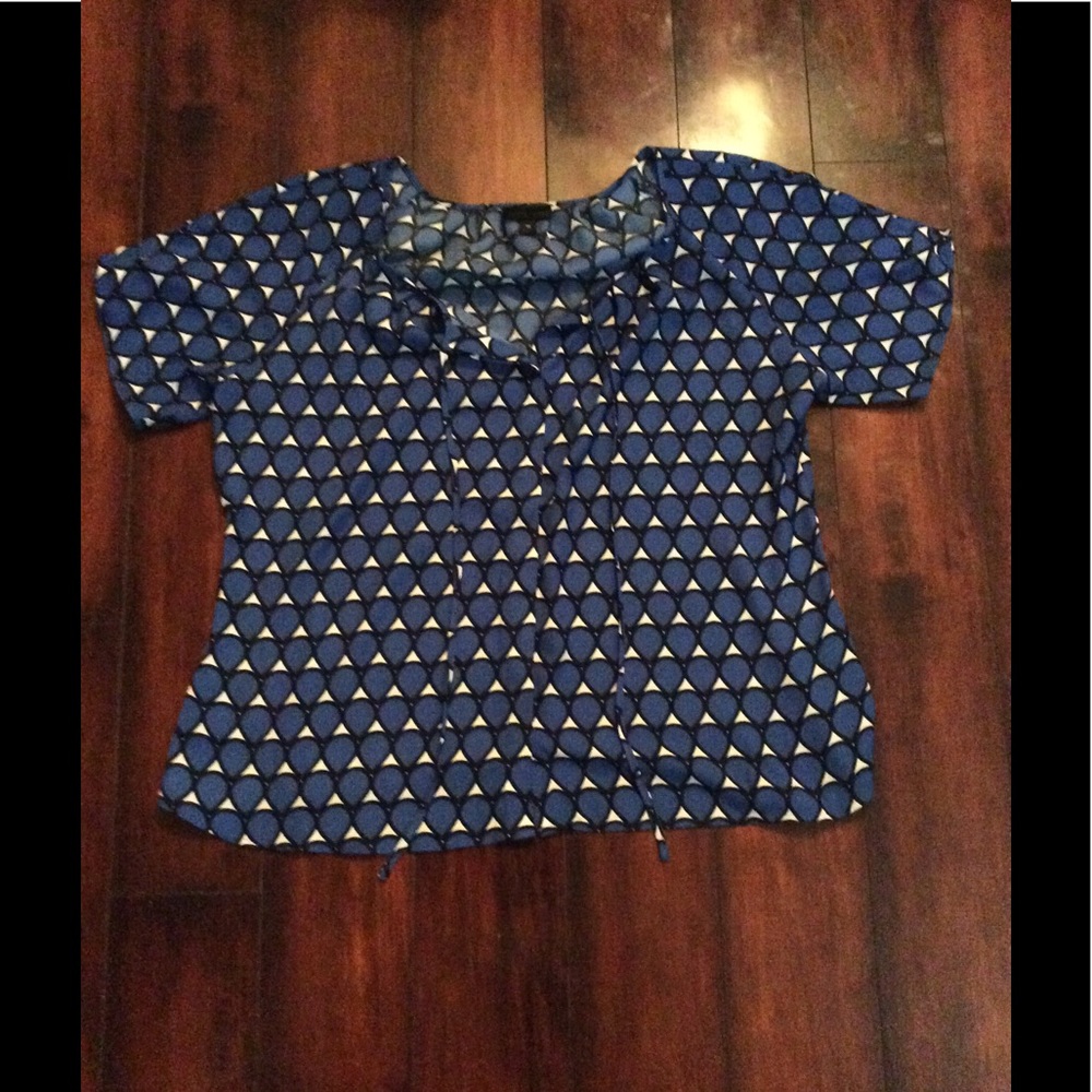 💣Blouses Bundle 2 for $25💣