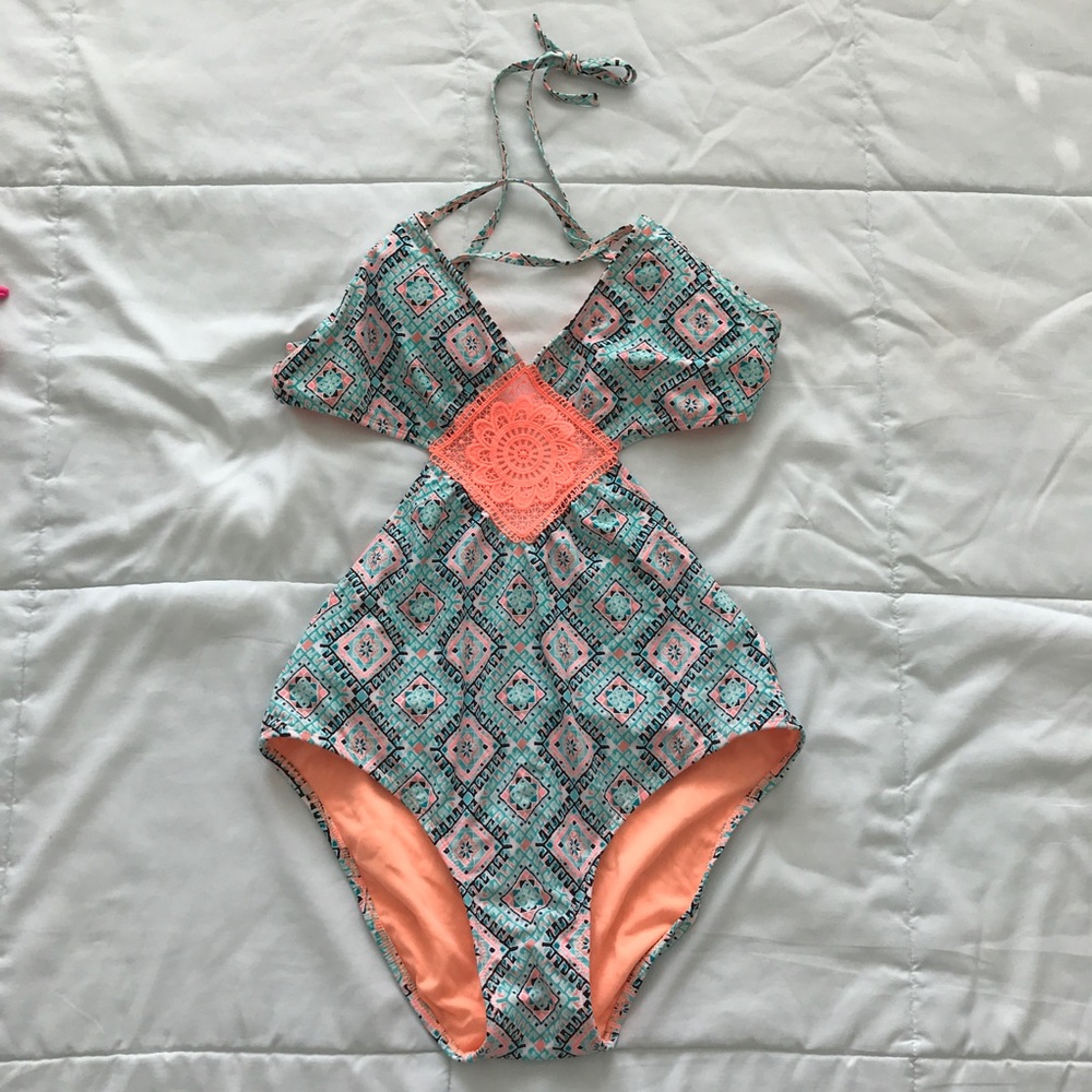 Multicolor xhilaration Swimsuit
