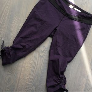 Lucy Ruched Leg workout Capris