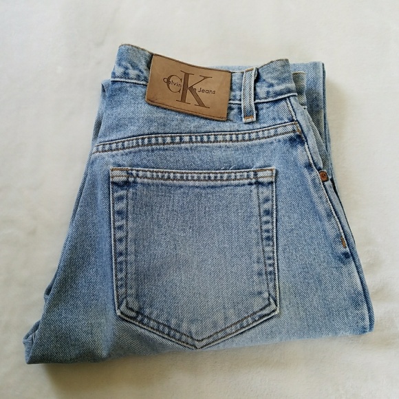 Calvin Klein Denim - VINTAGE CK BUTTON  HIGH WAISTED MOM JEANS