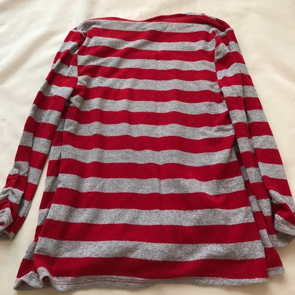 Top - Picture 2 of 3