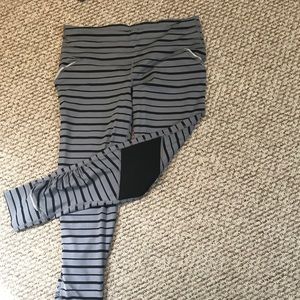 Athleta relay tight