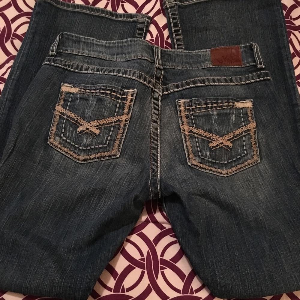 BKE size 31 x 31 1/2 jeans w/stretch