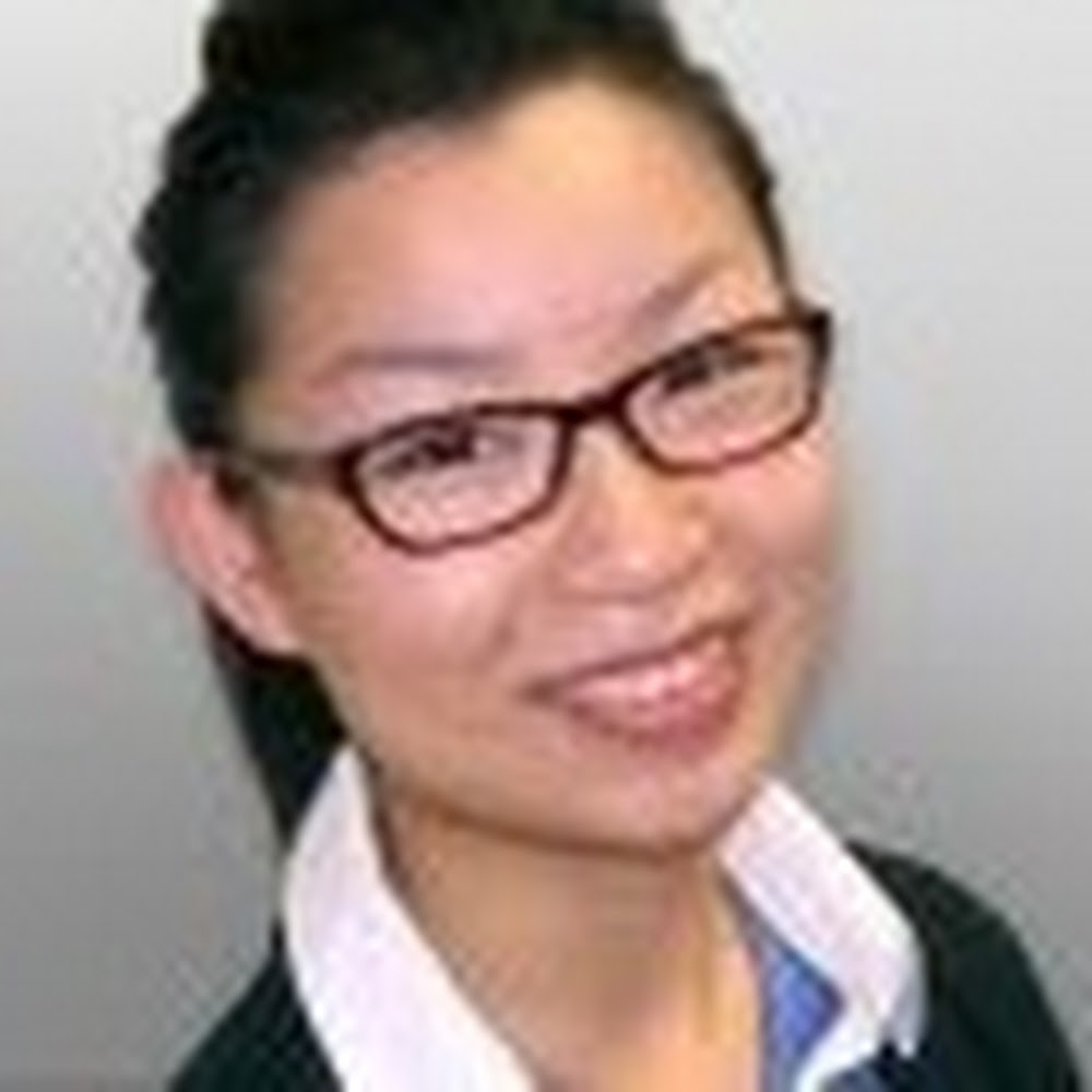 Meet your Posher, Gloria