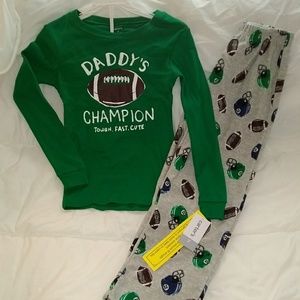 Carter's pajamas set