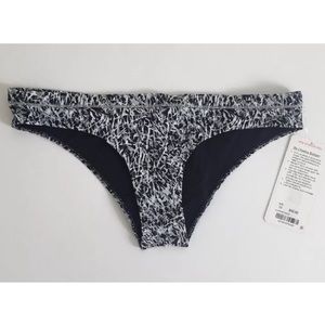 Lululemon Be Cheeky Bikini Bottom Size 10