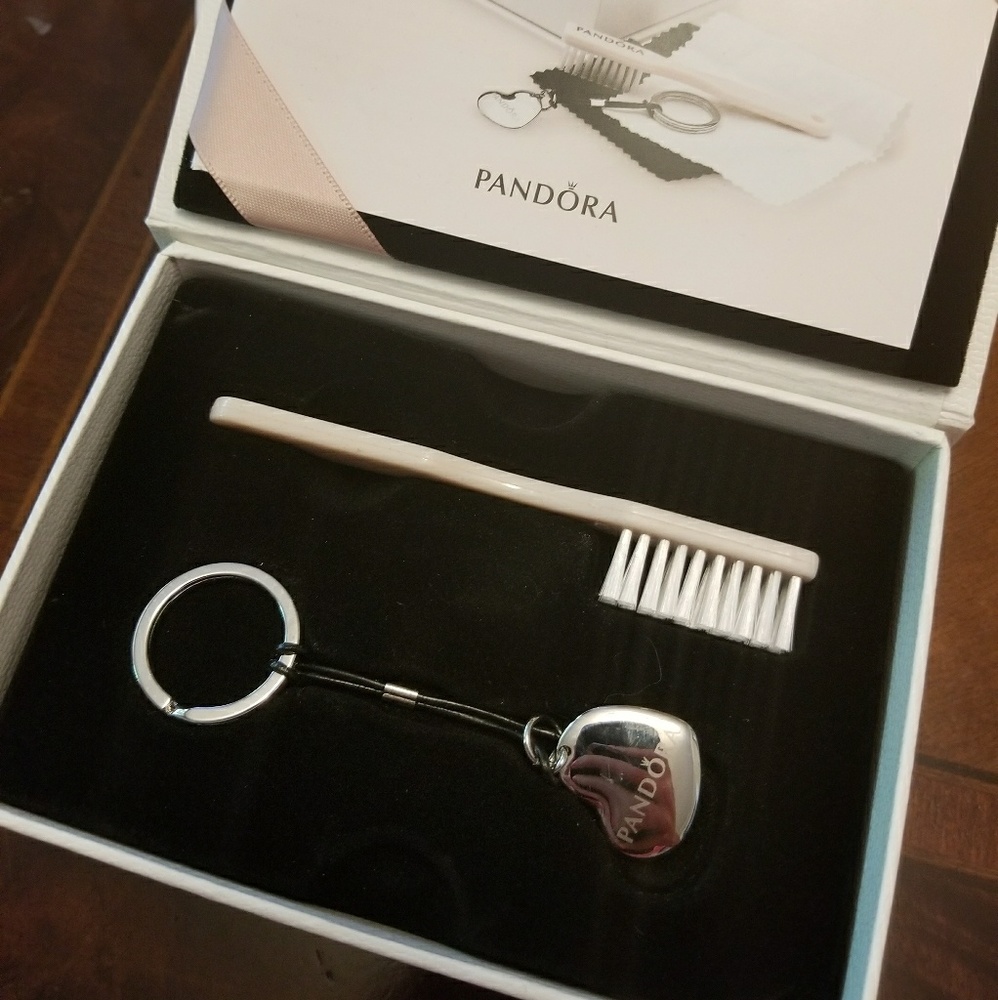 Authentic Pandora cleaning kit, charm opener
