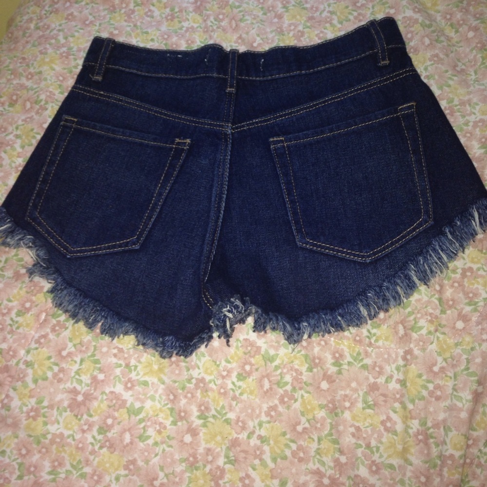 High Rise Shorts - Picture 2 of 3