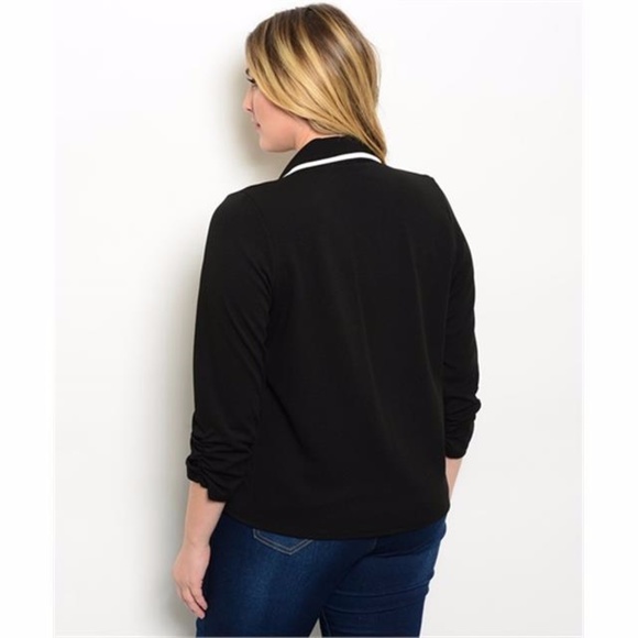 (Plus) Curvy Black and White Blazer - Picture 2 of 2
