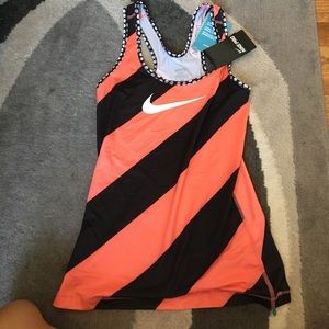 NIKE tank top
