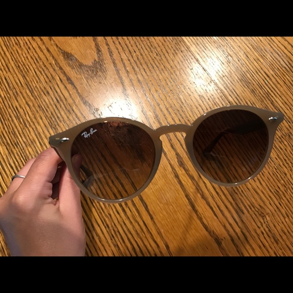 rayban Accessories - Rayban sunglasses