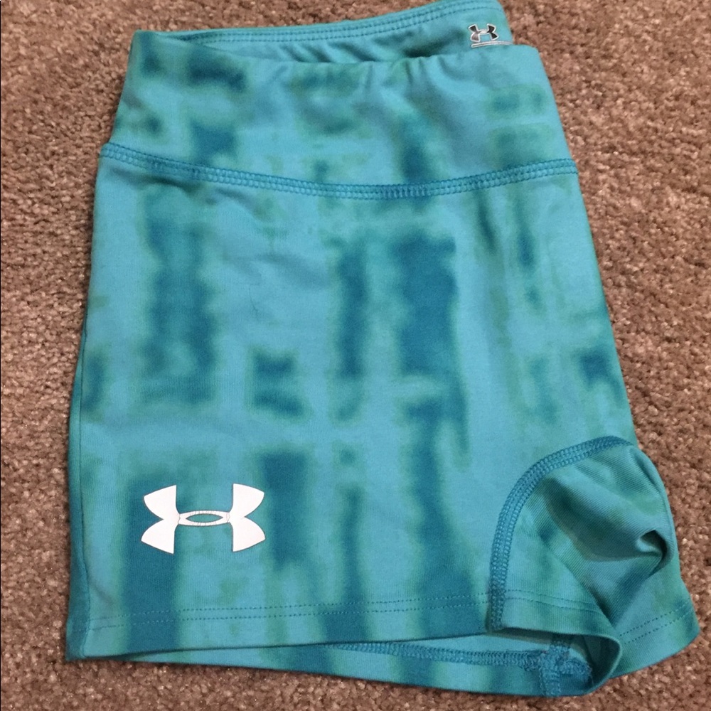 YL exercise shorts