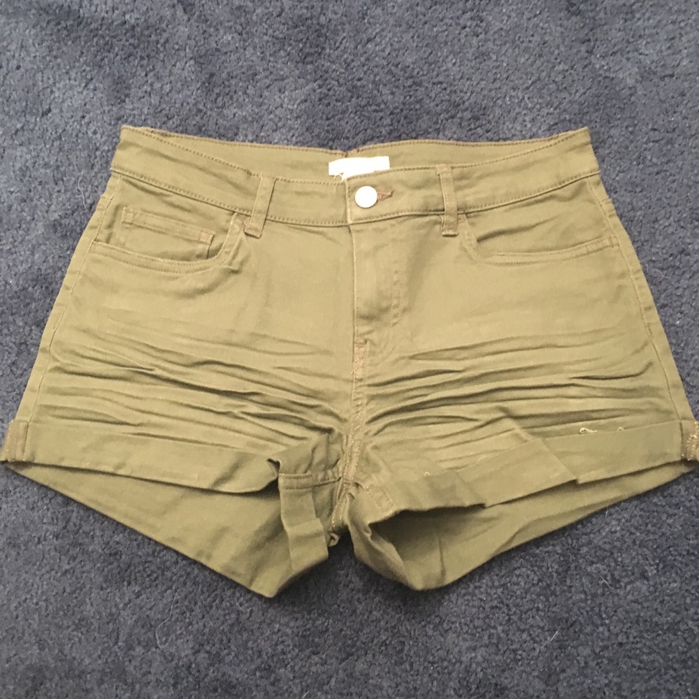 Olive green cuffed denim shorts