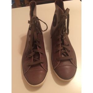Converse Leather