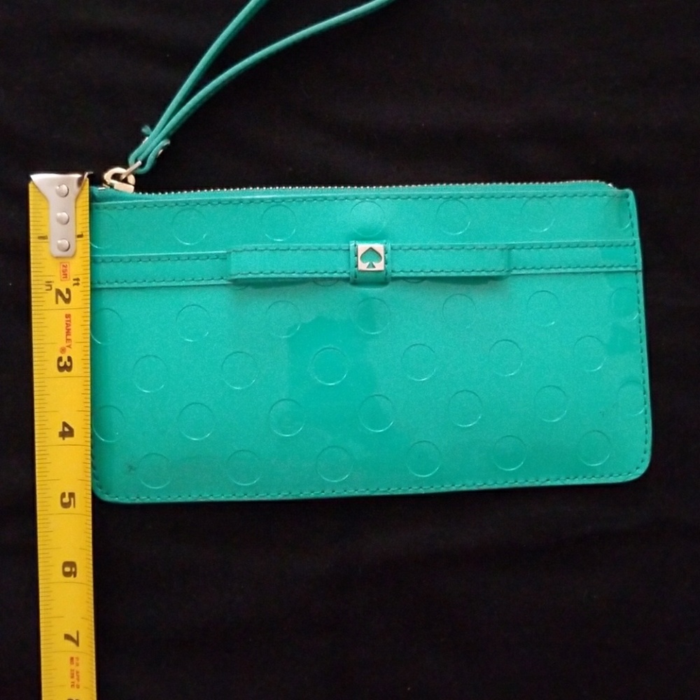Kate Spade wristlet / wallet