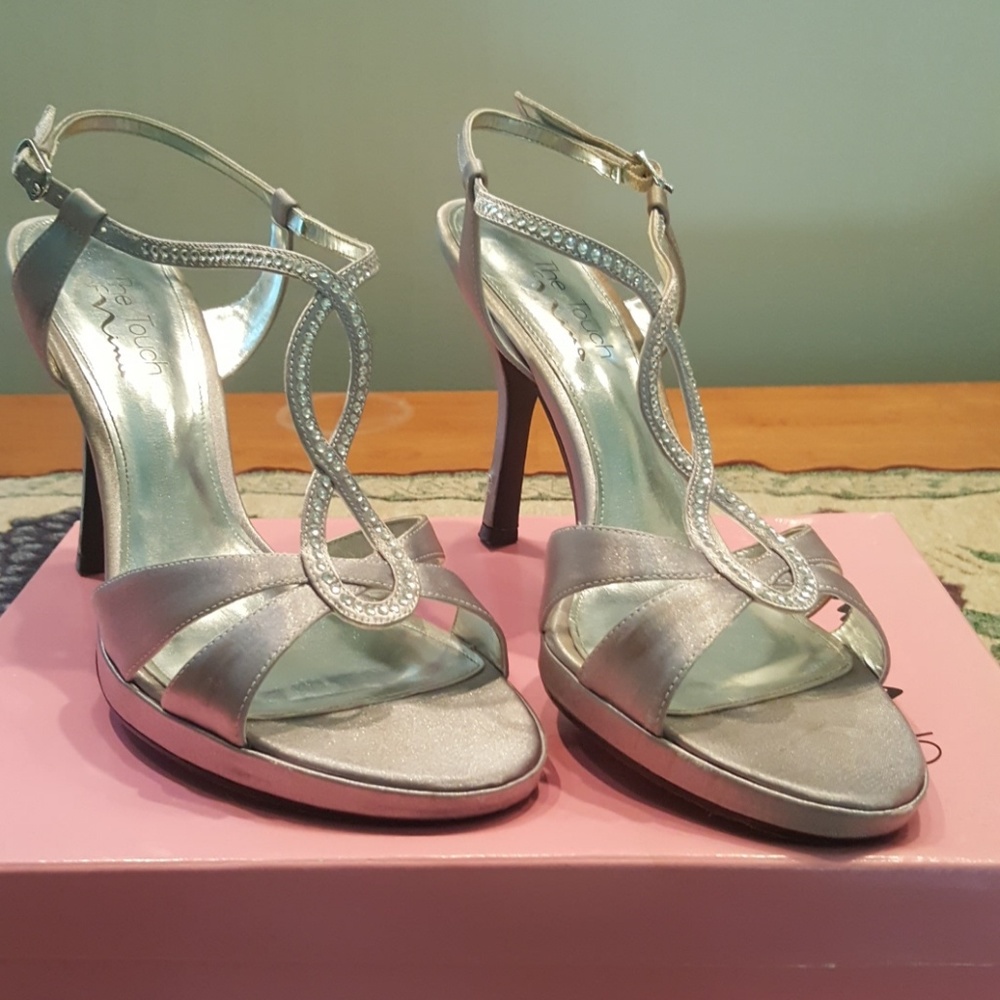 Dressy sandal