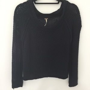 FREE PEOPLE NAVY KNIT LOOSE SWEATER