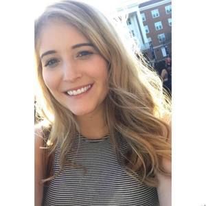 Meet your Posher, Caroline