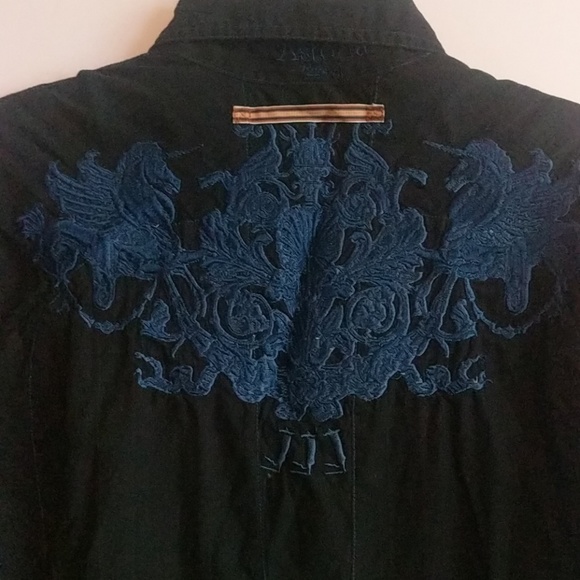 Shirt - Picture 3 of 3